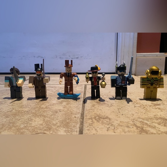 Roblox Legends Action Figures - Picture 3 of 16
